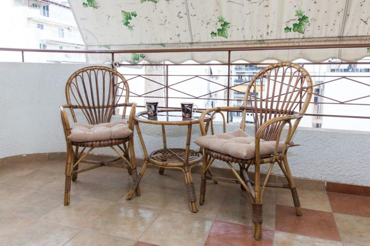 Vironas Delight 1Bd Apt With Lovely Balcony Atenas Exterior foto